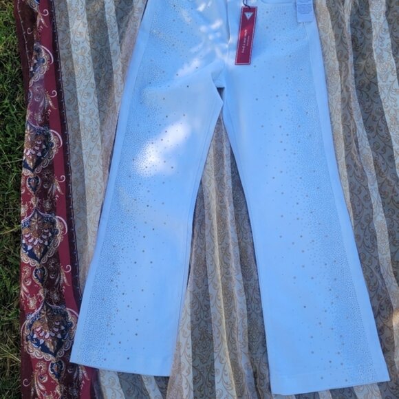 Guess Flare White Jeans with Gold Accents - Picture 9 of 14